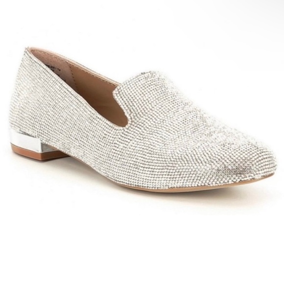 Steve Madden Women's Silver rhinestone Loafers sz 6 just in time for parties! - Picture 1 of 12